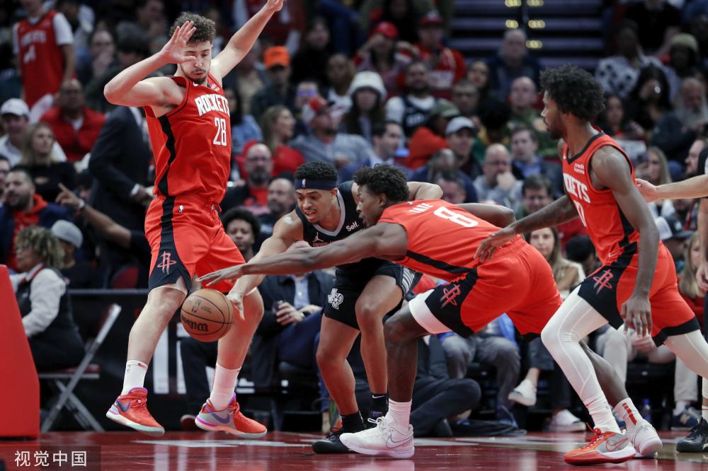 凭借出色的 凭借出色的